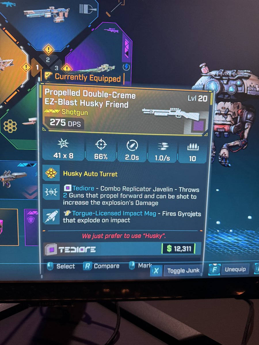 Byrdman's tweet image. FILL THIS THREAD WITH ANY LEGENDARY GEAR YOU SEE PEOPLE GET!!!! 

I know a lot of creators are getting gear right now so screenshot what you see and let’s start theory crafting!!