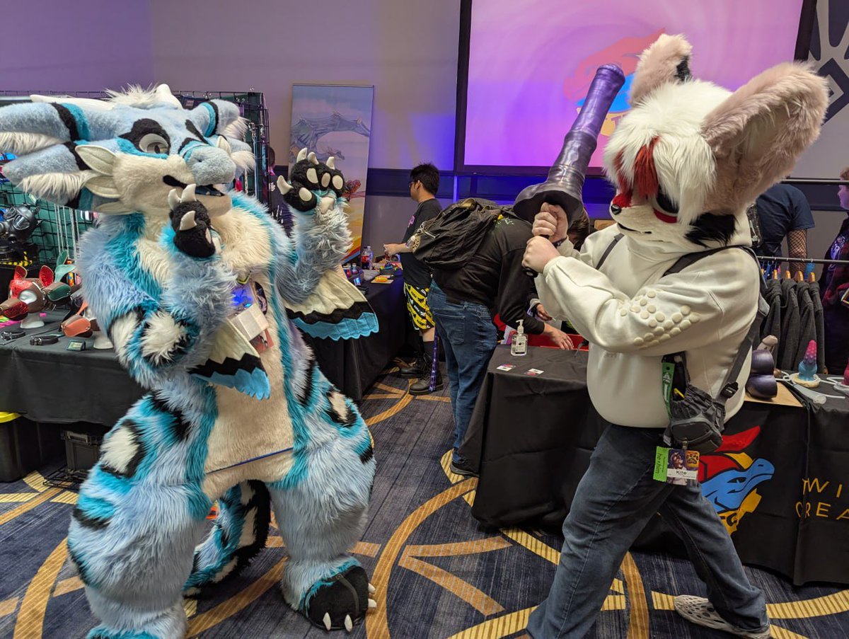 Look at me, I have the talking stick now. 
Happy 6/21 to those who celebrate!
🫐: <a href="/dragon_teck/">TECK?!?!</a>