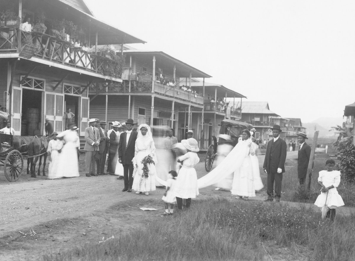 💬 ¿Qué historia del Canal te han contado tus abuelos o padres?