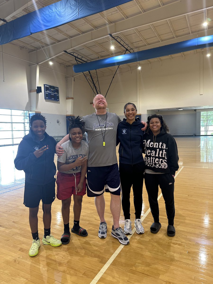 Shayla Smith (@coachshaysmith) on Twitter photo Thank you <a href="/GoJSUTigersWBB/">Jackson State Women’s Basketball</a> <a href="/Mrichards03/">Margaret Richards</a> for inviting <a href="/cchs_ladycatsbb/">Camden County High School Lady Wildcats</a> to your Elite Camp!! We appreciate you all <a href="/LeanahParrish/">Lea’nah Parrish</a> <a href="/mahliya_reeder1/">Mahliya Reeder</a> <a href="/briyonnahwest_/">Bri West</a> <a href="/RihannaBattle01/">Rihanna Battle</a> Thank you <a href="/GoJSUTigersWBB/">Jackson State Women’s Basketball</a> <a href="/Mrichards03/">Margaret Richards</a> for inviting <a href="/cchs_ladycatsbb/">Camden County High School Lady Wildcats</a> to your Elite Camp!! We appreciate you all <a href="/LeanahParrish/">Lea’nah Parrish</a> <a href="/mahliya_reeder1/">Mahliya Reeder</a> <a href="/briyonnahwest_/">Bri West</a> <a href="/RihannaBattle01/">Rihanna Battle</a>