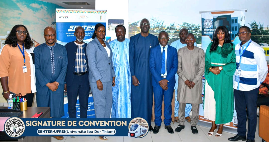 ufrsi2010's tweet photo. Ce mercredi 18 juin 2025, la SENTER SA et l'Université Iba Der THIAM ont procédé à la signature d'une convention visant à établir une coopération scientifique, technique, pédagogique, de recherche et d'expertise dans des domaines d'intérêt commun. (Ferroviaire et académique). https://t.co/vikv0UA1XB
