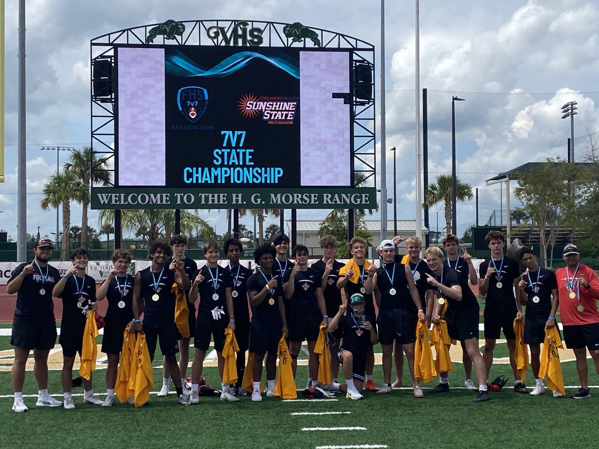 FHS7v7A's tweet image. Chasing GOLD! The FHS7v7A is proud to crown 3 Champions today on the turf at The Villages.
Congratulations to 2025 FHS7v7A State Champion @VanguardFB
Congratulations to 2025 FHS7v7A/SSAA State Champion @LHPS_football
Congratulations to 2025 @BattleLinesFL State Champion…
