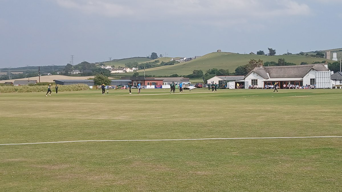 Devon Cricket Lge Prem Div

<a href="/CCPlymouth/">Plymouth Cricket Club</a> 279-6
<a href="/instowcricket/">North Devon Cricket Club</a> 193

Randev (100) &amp; Haffenden (62) backed by Whalley (4-44) set inform visitors despite resistance from Lakmal (72 &amp; 3-49) on a four season weather day at Sandhills.

<a href="/swsportsnews/">South West Sports News</a>
