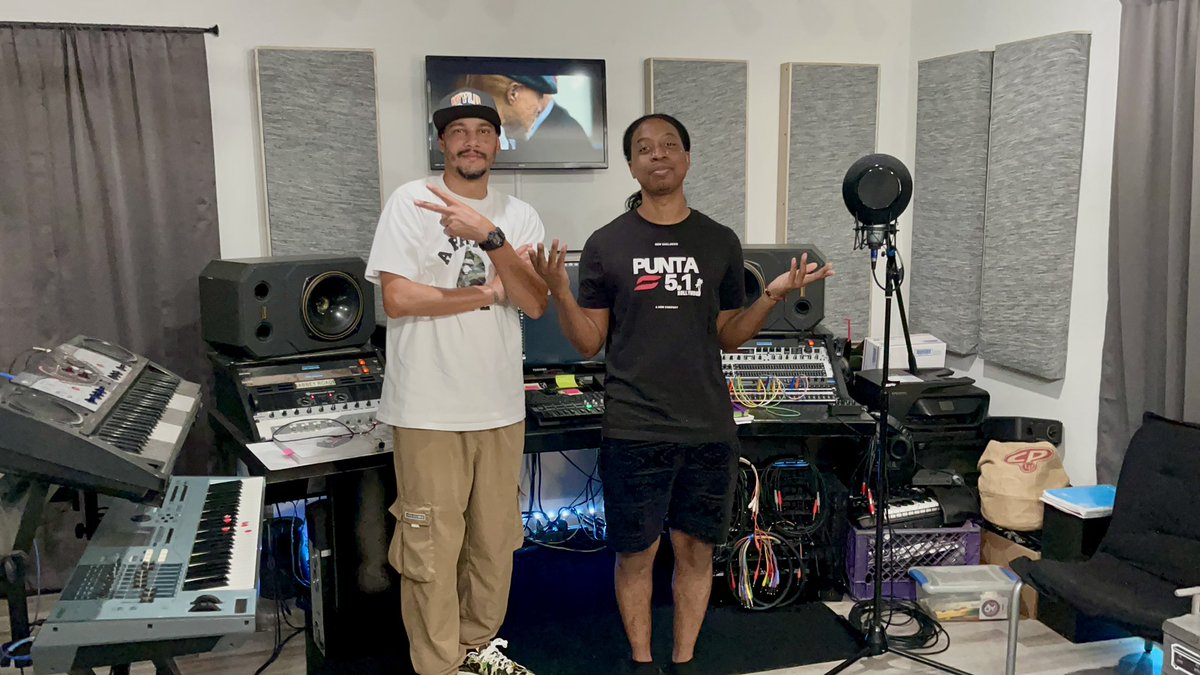 Itsphebeats's tweet photo. #liljune #afropuntaofficial โOMG Pt. 2โ coming soon! ๐จ #Produced and Engineered by #itsphe On my new album and all streaming platforms! Stay tuned!!! #lafsalumni #larecordingschool #lafilmschool #alumni ๐ฆพ๐ฆพ๐ฆพ #itsPhe #OMG #banger #music #Producer #audioengineer https://t.co/l6Va5kzGpY