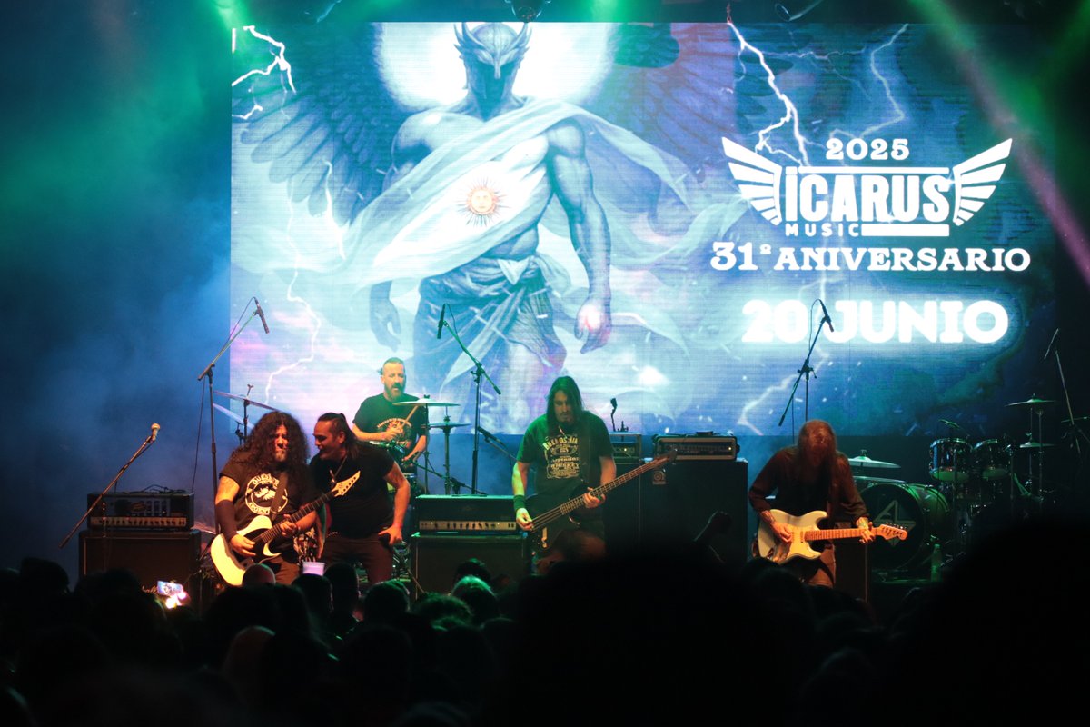 apendientes965's tweet photo. @IcarusMusicarg 🙌 Gracias a todxs lxs que coparon el Flores y mantuvieron vivo el fuego del metal argentino.
Cada banda, cada pogo, cada grito... ¡fue una celebración enorme!  #Icarus31Años #MetalArgento #IcarusMusicFest @IcarusMusicarg https://t.co/FGIdx7oWLM