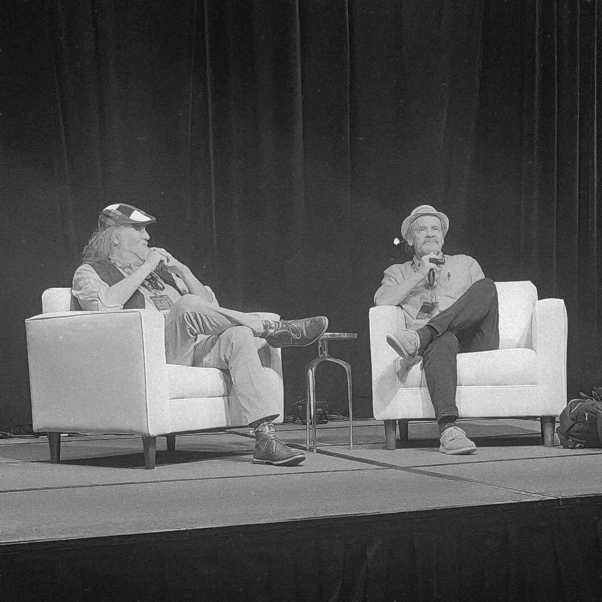 nealiios's tweet image. Just now @Soonercon: Ethan Phillips said I asked the best / most interesting questions he's ever been asked on stage, which is amazing given all the conventions he's been a guest of. My journalism degree pays off again. :) #StarTrekVoyager #Interview #OnTheMainStage #NealOnNeelix