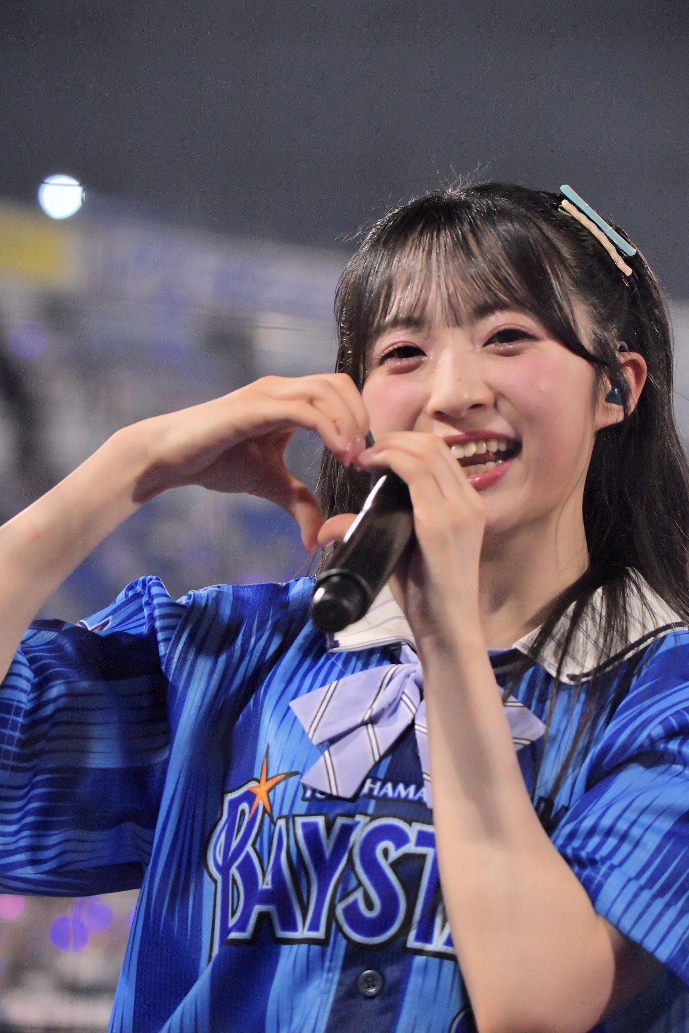 秋山由奈　AKB48 SPECIALくじ　ゆらゆらアクリルスタンド　6/29 AKB48 秋山由奈Oh my pumpkin! - メルカリ
