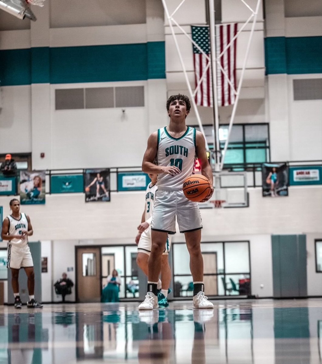 ๐๐ฎ๐ธ๐ป๐ฐ๐ฒ๐ช ๐๐ฎ๐ฐ๐ช๐ฌ๐ (@galegacyhoops) on Twitter photo Luca is a player coaches have to get eyes on! Tough guard that plays bigger than his size. Able to guard multiple positions. Heโs going to play a big role for SFHS this year!
Rebound โ
Defend โ
Score โ
Hustle โ
<a href="/Luca_Fornaro10/">Luca_Fornaro</a> Luca is a player coaches have to get eyes on! Tough guard that plays bigger than his size. Able to guard multiple positions. Heโs going to play a big role for SFHS this year!
Rebound โ
Defend โ
Score โ
Hustle โ
<a href="/Luca_Fornaro10/">Luca_Fornaro</a>