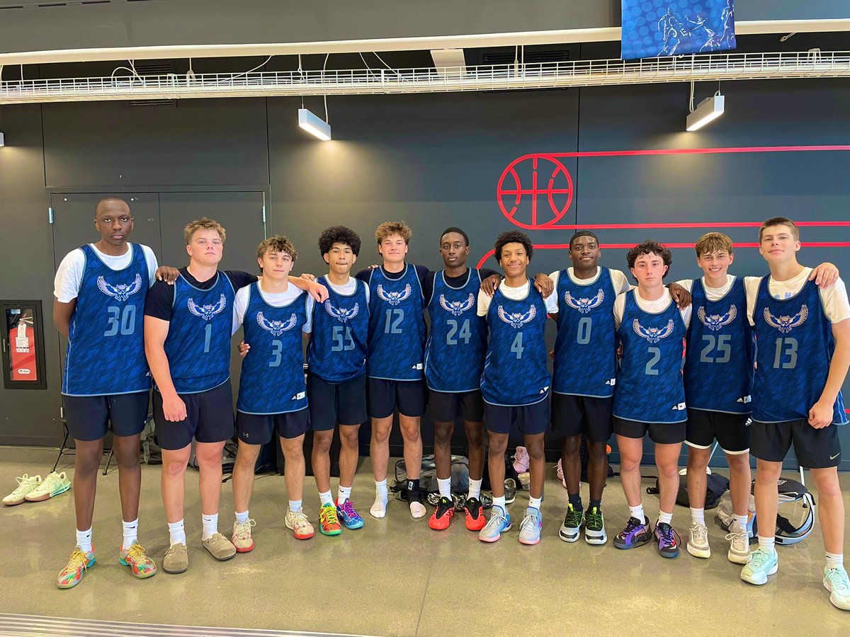 The Owls finished the weekend 4-0 at the Midwest Showcase. Playing two teams from Missouri, Nebraska and Iowa. The team is starting to get their culture back and doing it together. Attitude, Effort and Teammate. The boys wrap up summer league on Tuesday night. Go Owls!