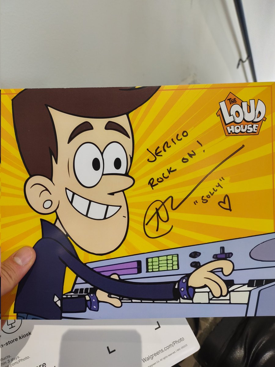 Jerico Valmonte @ Sakura Con 2025 (@jericollage70) on Twitter photo Yeah! I got to meet <a href="/AJLoCascio/">AJ LoCascio♥️♠️♦️♣️</a> for the First Time <a href="/wasummercon/">Washington State Summer Con</a>! Really cool guy to talk too! Plus he even gave me a Free Sully Print! Thank You A.J. for your Generous Gift! SULLY FTW! #WASummerCon #WASummerCon2025 #XMen97 #TheLoudHouse #Voltron #Gremlins Yeah! I got to meet <a href="/AJLoCascio/">AJ LoCascio♥️♠️♦️♣️</a> for the First Time <a href="/wasummercon/">Washington State Summer Con</a>! Really cool guy to talk too! Plus he even gave me a Free Sully Print! Thank You A.J. for your Generous Gift! SULLY FTW! #WASummerCon #WASummerCon2025 #XMen97 #TheLoudHouse #Voltron #Gremlins