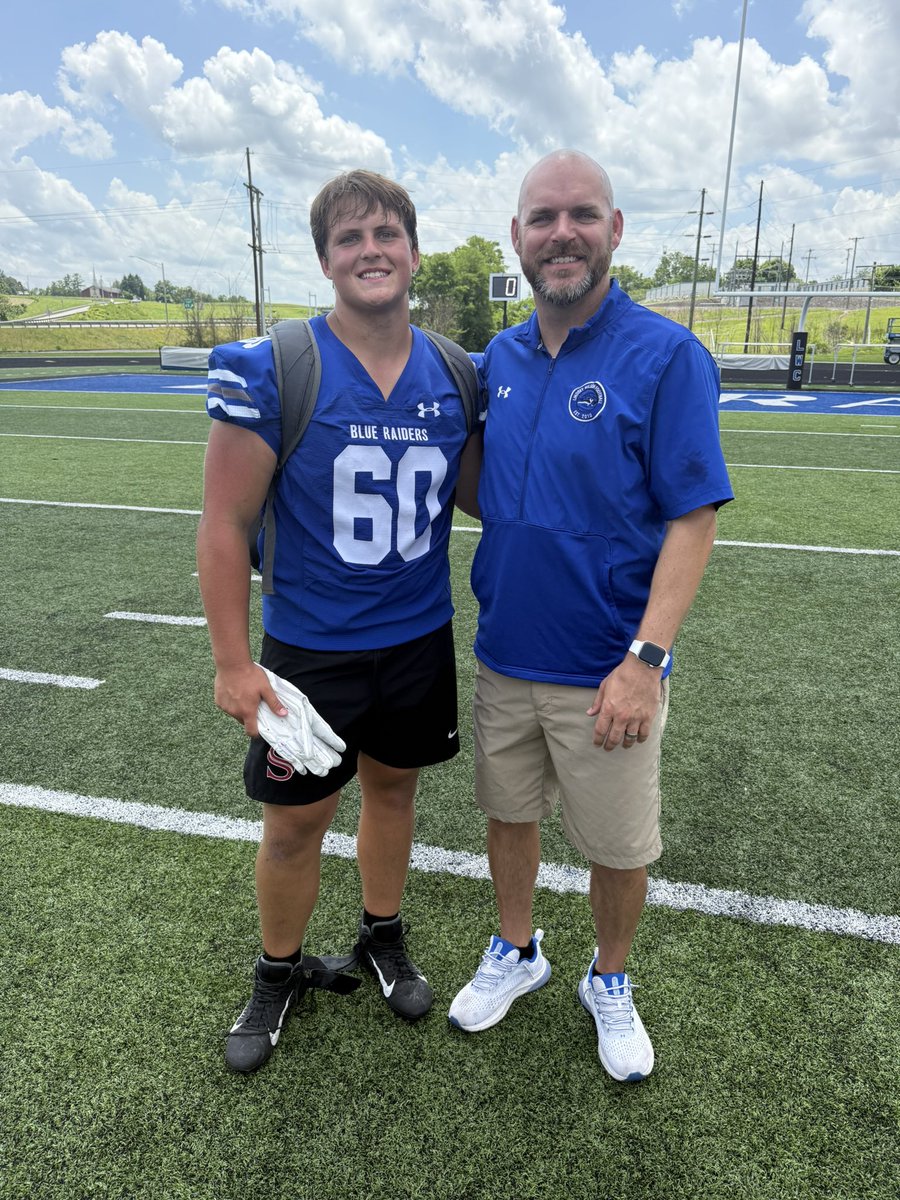 MedlenNoah's tweet image. Great camp today @LWC_Football. Got to work at both center and long snapper. Thank you @CoachBright11 and @CoachKleckler for the invite and time today. Hope to be back this fall for a game!
Always proud to represent @SenatorsFB