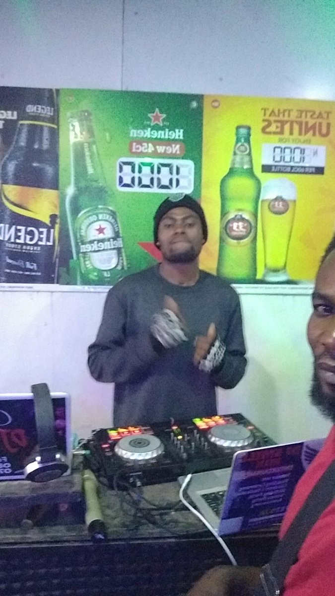 DJSmilemix's tweet photo. 🎶 Lights low, bass up!
DJ SMILE MIX taking over the night with nonstop hits 🔥
If it’s not loud, it’s not us! Let’s vibe 🕺💃
#DJSmileMix #NightlifeVibes #NoSleepZone https://t.co/mXvpEqNesV