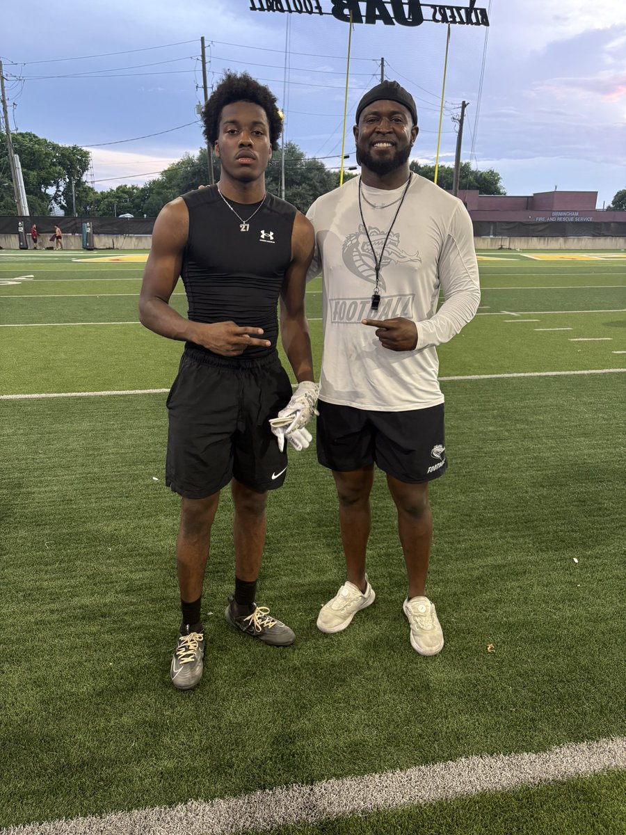 Harland Patton ll (@harlandpattonll) on Twitter photo Had a great time competing and training with <a href="/Coach_JC4/">Coach JC - Jonathan Celestin</a> at <a href="/UAB_FB/">UAB Football</a> camp yesterday. #AGTG <a href="/AL6AFootball/">Alabama6AFootball</a> <a href="/UnLockYourGame/">UnLockYourGame</a> <a href="/ExpoRecruits/">Expo Recruits</a> <a href="/CoachJswain/">Jaylon Swain</a> <a href="/JemisonJags/">Mae Jemison High Football</a> Had a great time competing and training with <a href="/Coach_JC4/">Coach JC - Jonathan Celestin</a> at <a href="/UAB_FB/">UAB Football</a> camp yesterday. #AGTG <a href="/AL6AFootball/">Alabama6AFootball</a> <a href="/UnLockYourGame/">UnLockYourGame</a> <a href="/ExpoRecruits/">Expo Recruits</a> <a href="/CoachJswain/">Jaylon Swain</a> <a href="/JemisonJags/">Mae Jemison High Football</a>