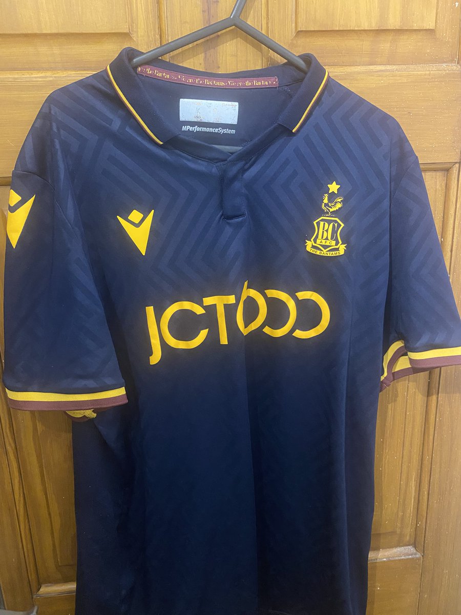CameronGC02's tweet image. Does anyone have these in an XXL that they would swap for these in an XL
Failing this it’s back to the gym 😂😂
#bcafc