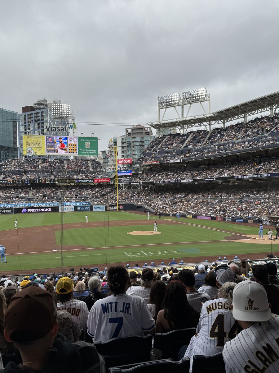 Aztec Tracker (@aztectracker) on Twitter photo #PadreTracker is on location. Boots on the ground.
Tatis HR +400
Holy Sheets HR +500
Pads alt line -2.5 +225
Come on fathers <a href="/DevineGospel/">Devine Sports Gospel</a> #PadreTracker is on location. Boots on the ground.
Tatis HR +400
Holy Sheets HR +500
Pads alt line -2.5 +225
Come on fathers <a href="/DevineGospel/">Devine Sports Gospel</a>