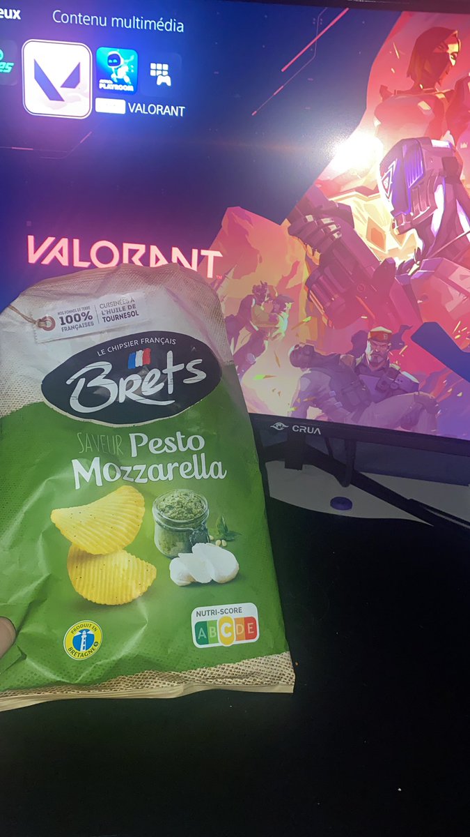 Qui s’assoit a la table des Brets Pesto Mozza ?????