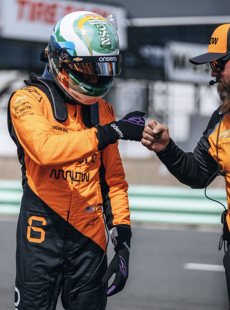 Rolling off P13. Far enough up the grid to be fighting at the front tomorrow. Let’s go have a good Sunday 👊