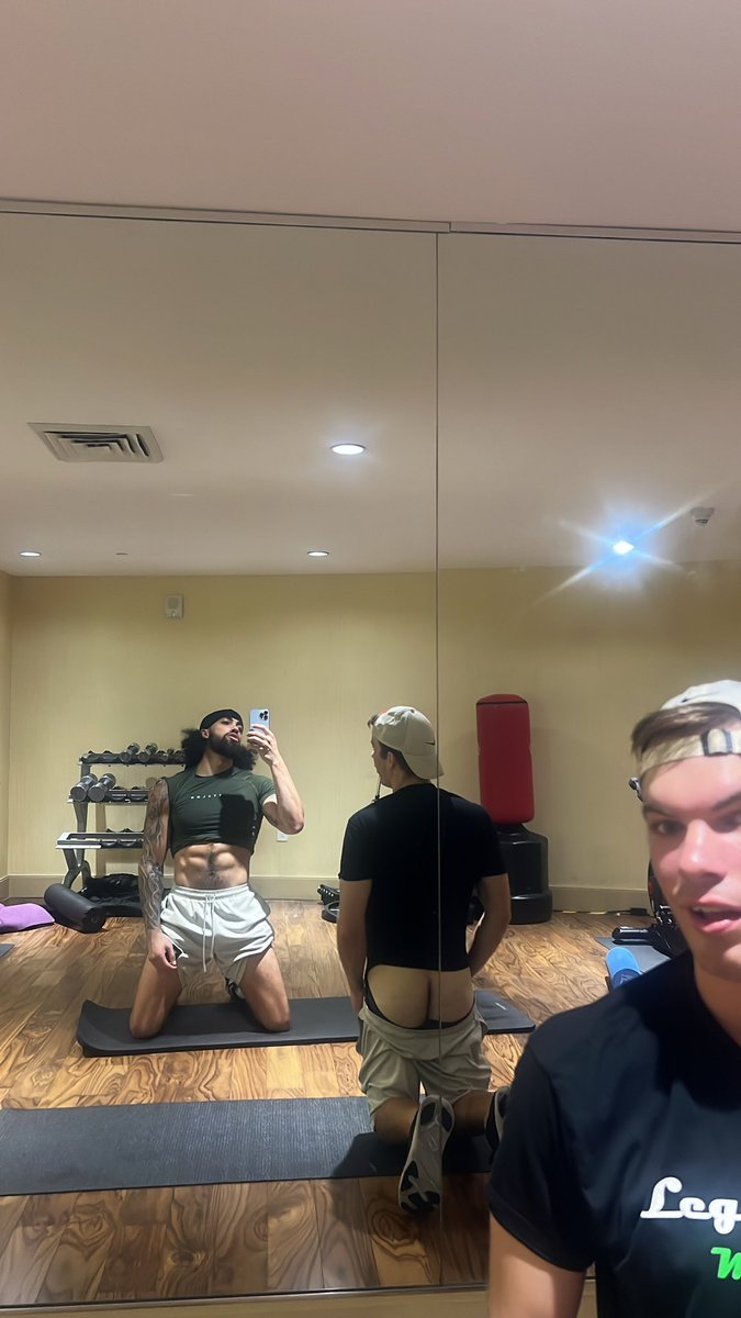 Ali Daddy🥵 (@alberthartx) on Twitter photo 