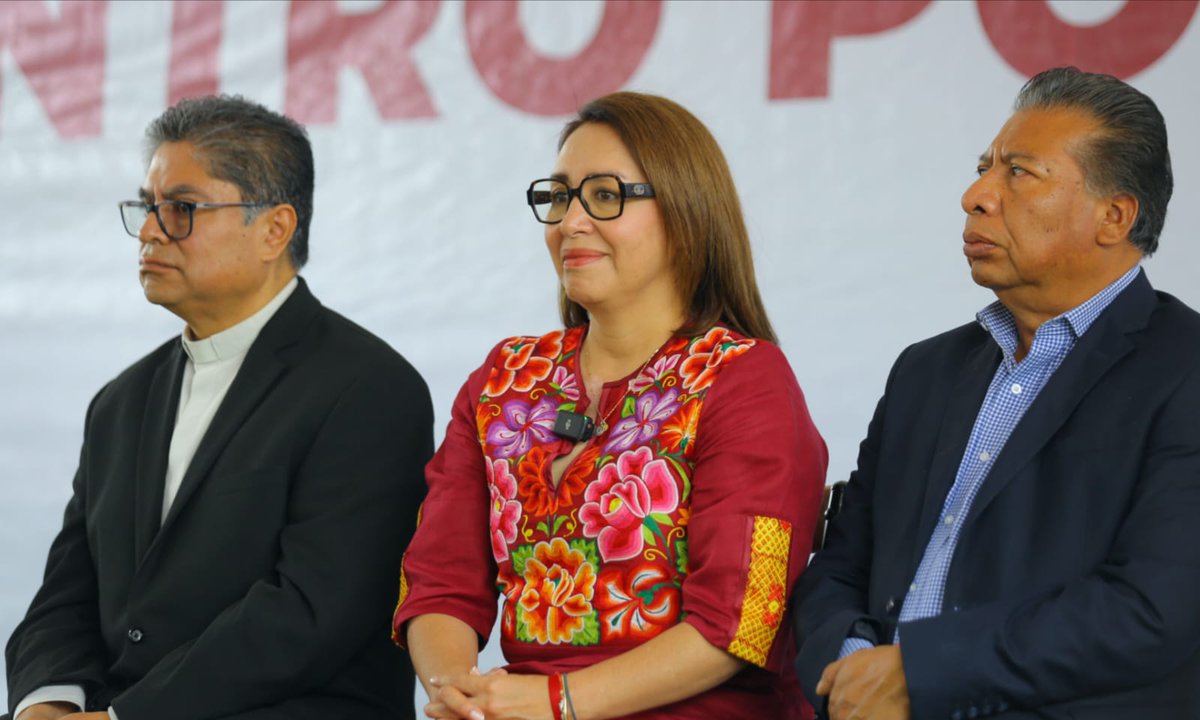 JOSE ALAM (@josealam) on Twitter photo Firman en #Ecatepec compromiso por la paz <a href="/azucenacisneros/">Azucena Cisneros</a>
callejoninformativo.com.mx/firman-en-ecat… Firman en #Ecatepec compromiso por la paz <a href="/azucenacisneros/">Azucena Cisneros</a>
callejoninformativo.com.mx/firman-en-ecat…