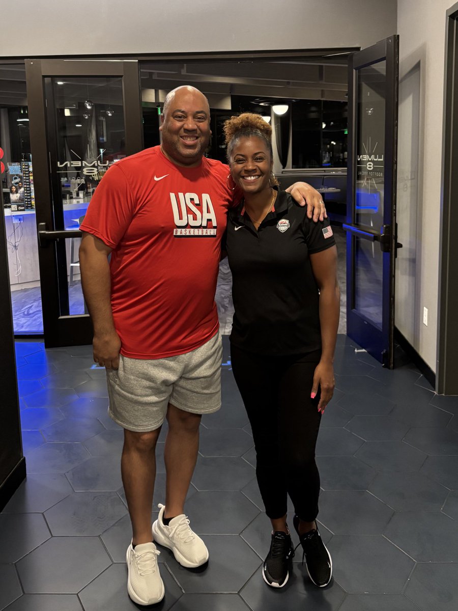 Niele Ivey (@irishcoachivey) on Twitter photo Love seeing my Irish fam!! Summer hoops with <a href="/usabasketball/">USA Basketball</a> <a href="/ndwbb/">Notre Dame Women's Basketball</a> <a href="/NDmbb/">Notre Dame Men's Basketball</a> !! Going for Gold 🇺🇸🙏🏽☘️<a href="/Coach_Shrews/">Micah Shrewsberry</a> Love seeing my Irish fam!! Summer hoops with <a href="/usabasketball/">USA Basketball</a> <a href="/ndwbb/">Notre Dame Women's Basketball</a> <a href="/NDmbb/">Notre Dame Men's Basketball</a> !! Going for Gold 🇺🇸🙏🏽☘️<a href="/Coach_Shrews/">Micah Shrewsberry</a>