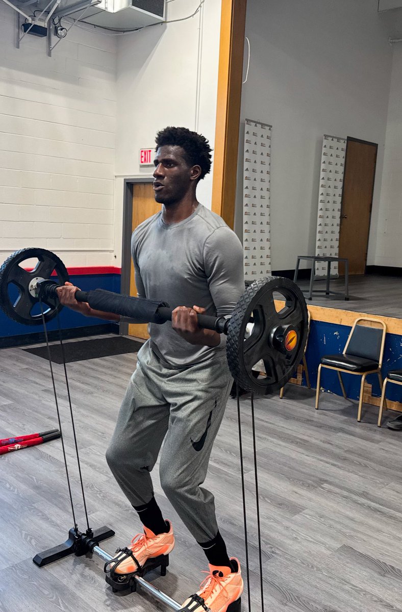 CoachmarshSci's tweet image. Insane transformation @nebcbasketball_ for 6’10 @AIkpeze32 with a 7’3 wingspan represented by @Flexbball #Useeit👀 @warriors @nbagleague @NBL @ACBCOM @NBL1 @Bucks @Timberwolves #MoreToCome 🙏🏽@BonniesMBB and @wojespn for the guidance and support. 🏀🔥