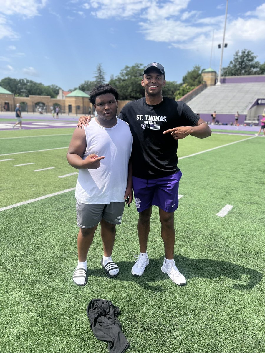 Justin Woods (@justin_woods95) on Twitter photo Had a great day today at USTπ£βͺοΈ Thanks you coach Gumbs for coaching me up and helping me learn, and thank you coach Caruso for having me here! <a href="/Coach_Caruso/">Coach Glenn Caruso</a> <a href="/Gumbs21/">Addison Gumbs</a> Had a great day today at USTπ£βͺοΈ Thanks you coach Gumbs for coaching me up and helping me learn, and thank you coach Caruso for having me here! <a href="/Coach_Caruso/">Coach Glenn Caruso</a> <a href="/Gumbs21/">Addison Gumbs</a>