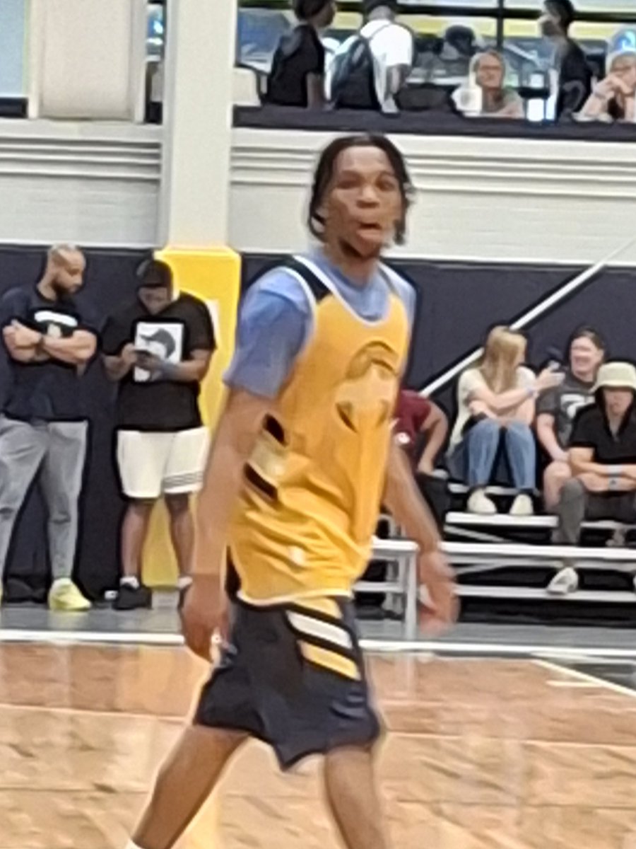 chick gillespie tweet media