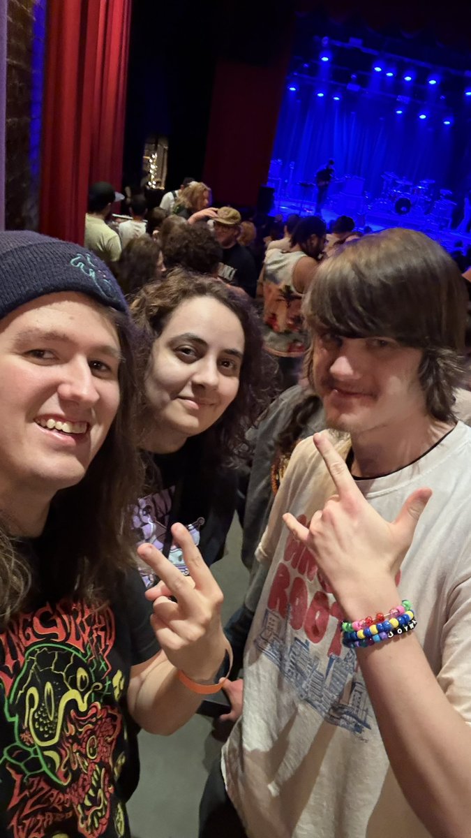 to my new followers i humbly offer a 10x10 topster and a concert picture with the gf and a friend