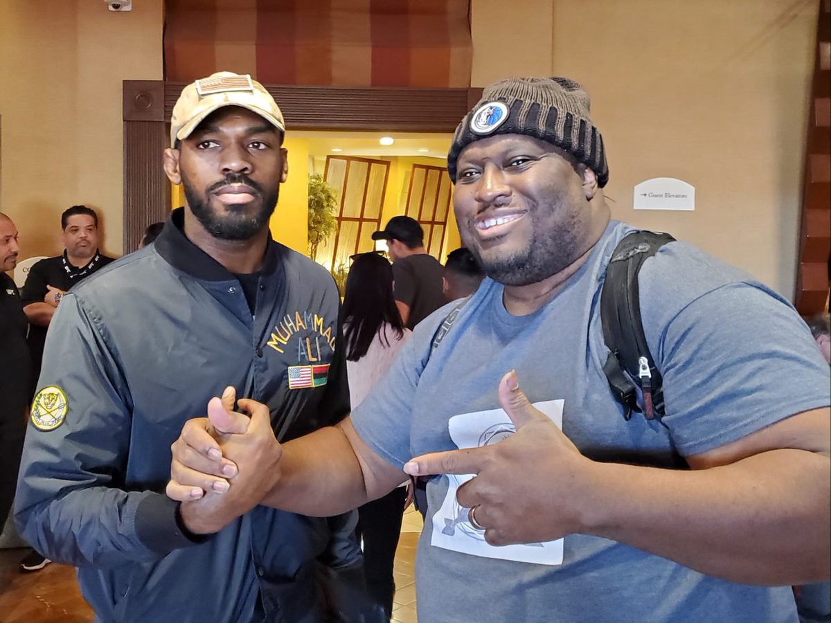 KendrickJohnso's tweet image. #Salute to @JonnyBones on retiring as the m#GOAT OF #MMA. He hands down has the best resume in MMA history. #Greatness