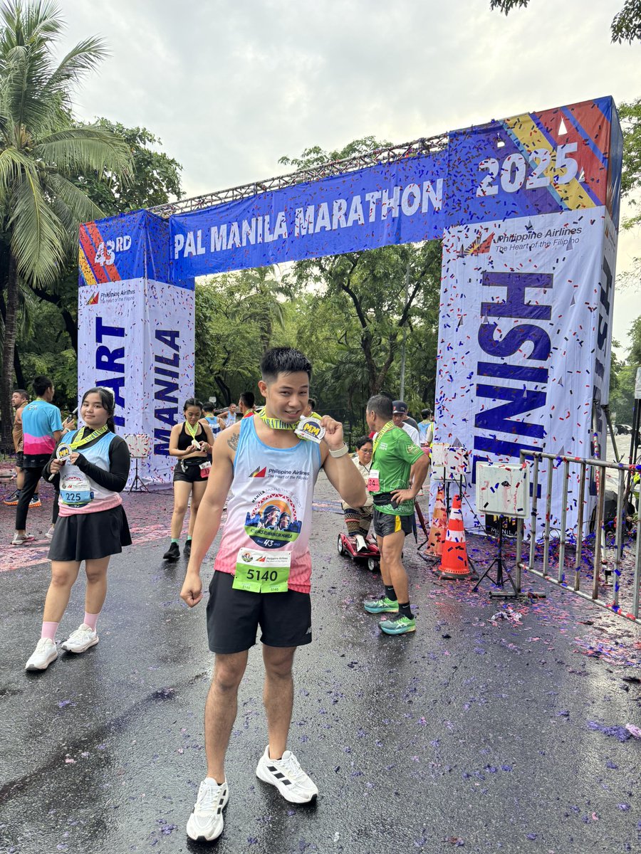 jickson0326's tweet image. Kahit umulan, go lang! ☔🔥
43rd Philippine Airlines Manila Marathon 2025 🏁
Kakaibang saya, kakaibang pagod—pero worth it!

#RunnerLife #PALMarathon2025 #LabanLang #RainOrShineRun #MarathonGoals #SarapSaFinishLine