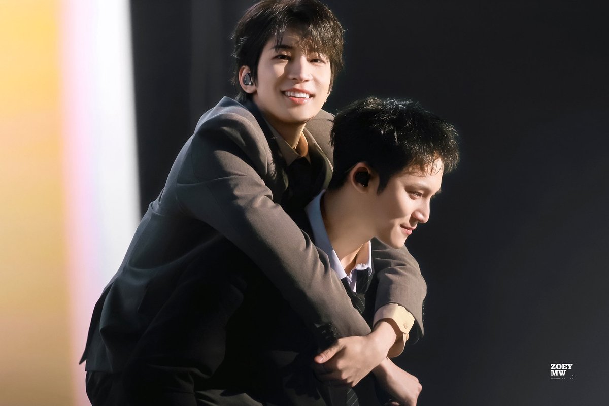 이 사진 연상연하는 진짜 둘다 행복해요😆 그
자체 같아