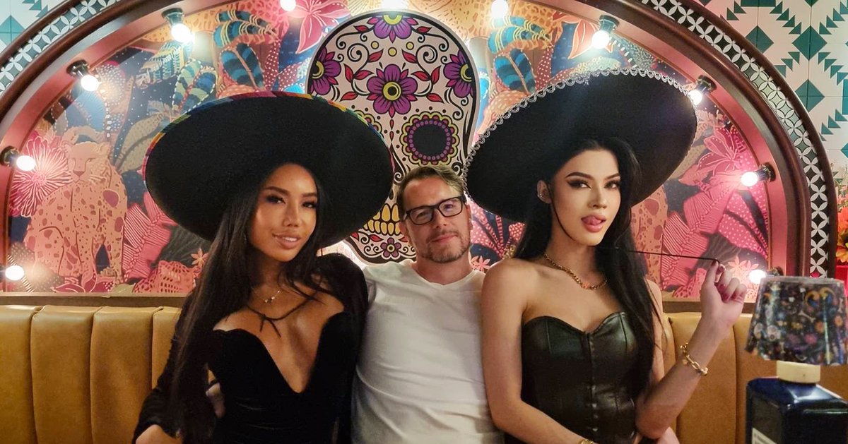 Do you like my taco
<a href="/ladyboymoss/">Ladyboy Mos VIP TOP 0.88</a> @jng_vanessa