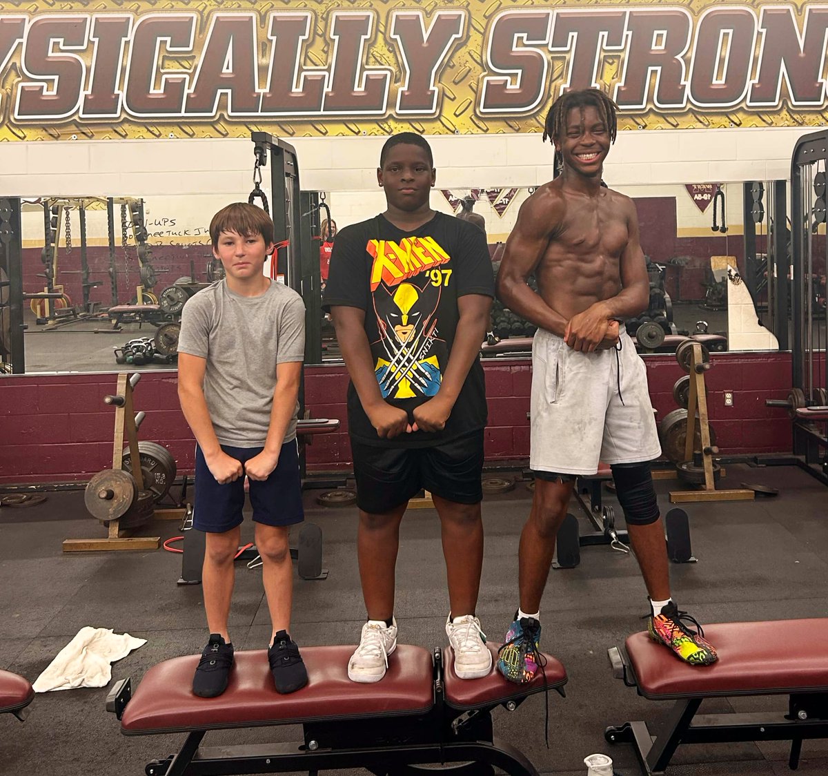 Week 3 was nothing short of amazing for the Mustangs!! 💪

They continue to find ways to push the standard every day with an intensity that is unmatched! 🔥

Shoutout to our ⭐️’s for the week for setting the tone: 

HI: Dawson, Lincoln, Elijah
FEM: Zoey, Camila, Kersee
DEV: