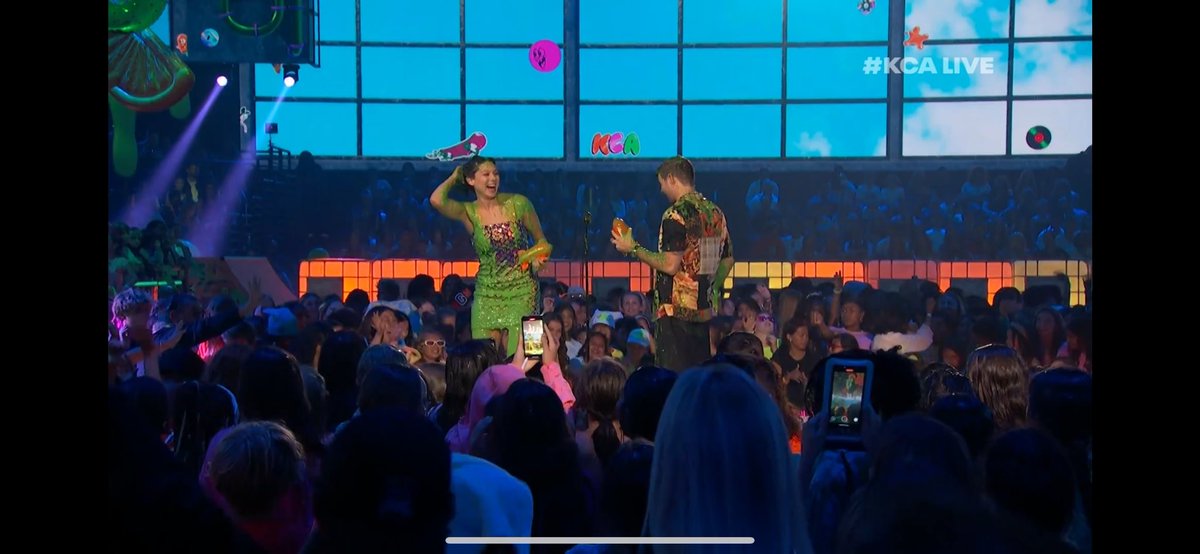 DanielMazz1's tweet photo. @JackGriffo &amp; @kirakosarin won favourite tv actor &amp; actress #KCA #KidsChoiceAwards2025 #kca2025 #KCALIVE @Nickelodeon https://t.co/AT9Fk52Qjc