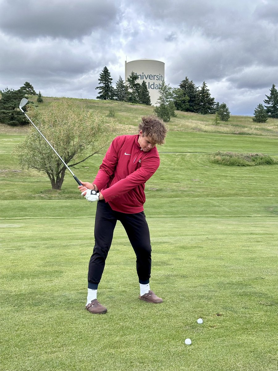 HendersonJack27's tweet image. In between camps.
#UniversityofIdaho yesterday.
#Wazzu tomorrow.
Getting a few swings in up north.
@chrisculig @CoachJuss @CoachKerfoot3 @PGregorian @BrandonHuffman @CoachTFord @CoachCross2 @CoachEndsley77 @MattLinehan_10 @CoachFendall @T_Finau92 @CoachAvery__ @CoachJCooper5