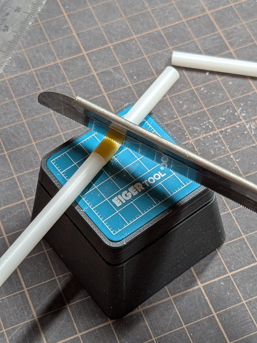 Sueさん(<a href="/daydreamdays/">Sue</a> )に頂いた台座が大活躍。ノコの台にちょうどいい！！