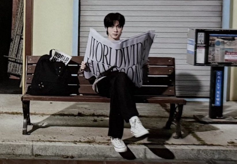 KingSeokjinBr's tweet image. EXTRA! EXTRA! EXTRA!
ESPALHEM PRA GERAL QUE A RUN SEOKJIN EP. TOUR COMEÇA EM 6 DIAS!
6 DAYS TO JIN TOUR
#RUNSEOKJIN_epTOUR
#Jin_TOUR