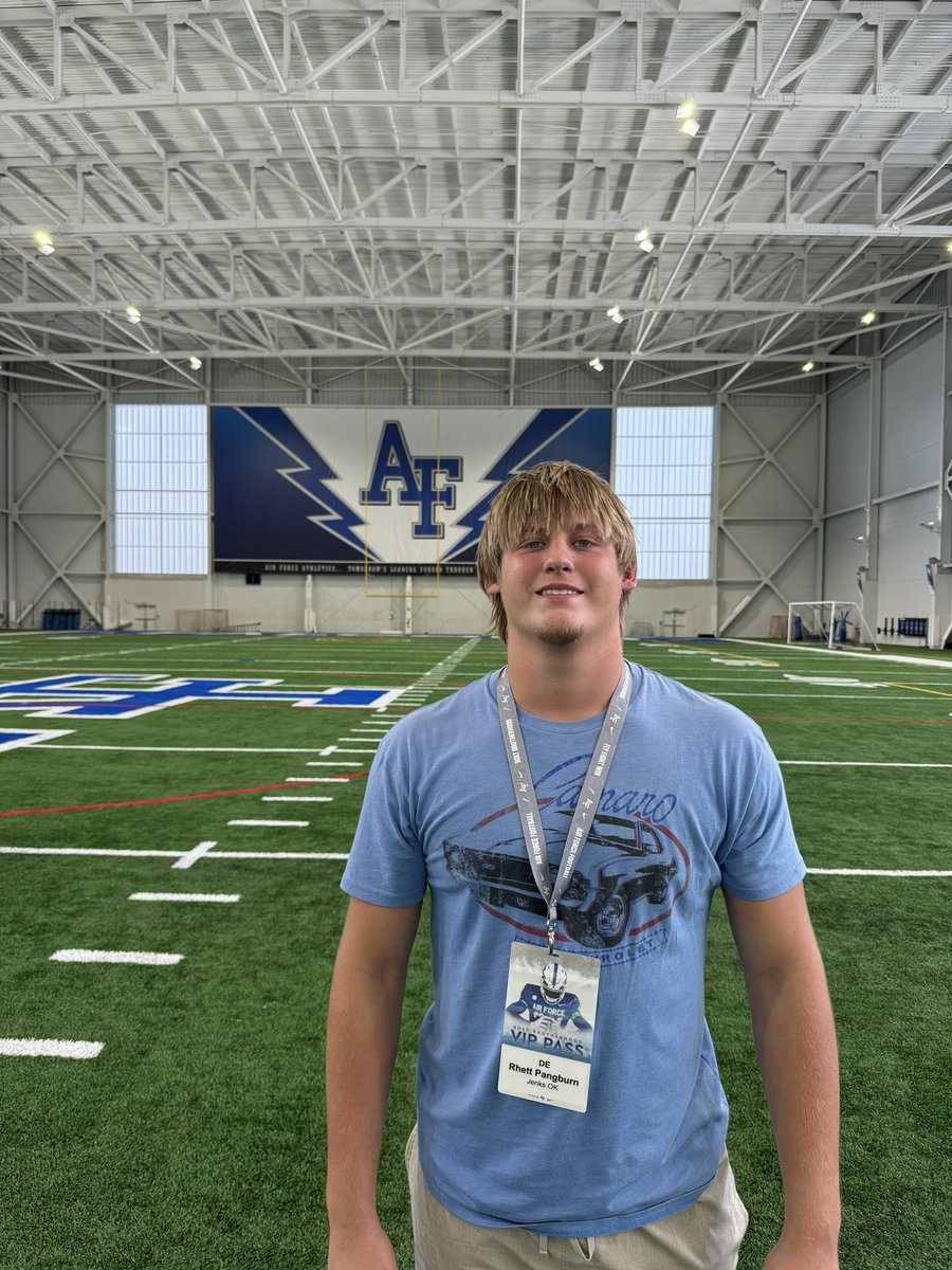 Rhettpangburn's tweet image. Had a great two days at my unofficial visit to the Airforce academy. I would like to personally thank @CoachWyatt_ @CoachAlexMeans @CoachTCalhoun for the invitation and hospitality