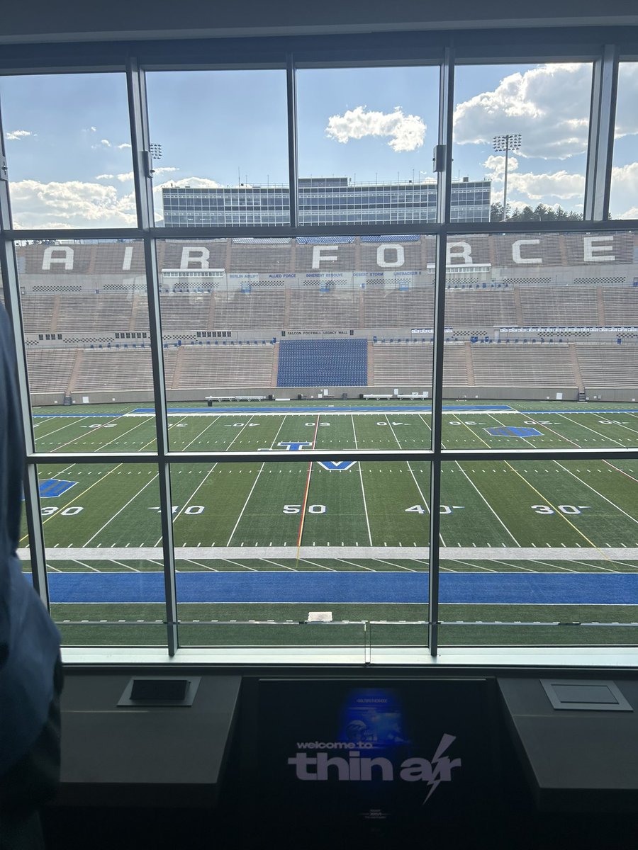 Rhettpangburn's tweet image. Had a great two days at my unofficial visit to the Airforce academy. I would like to personally thank @CoachWyatt_ @CoachAlexMeans @CoachTCalhoun for the invitation and hospitality