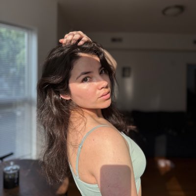 vanessa_vt's tweet photo. #NuevaFotoDePerfil https://t.co/BWRL1GImIK