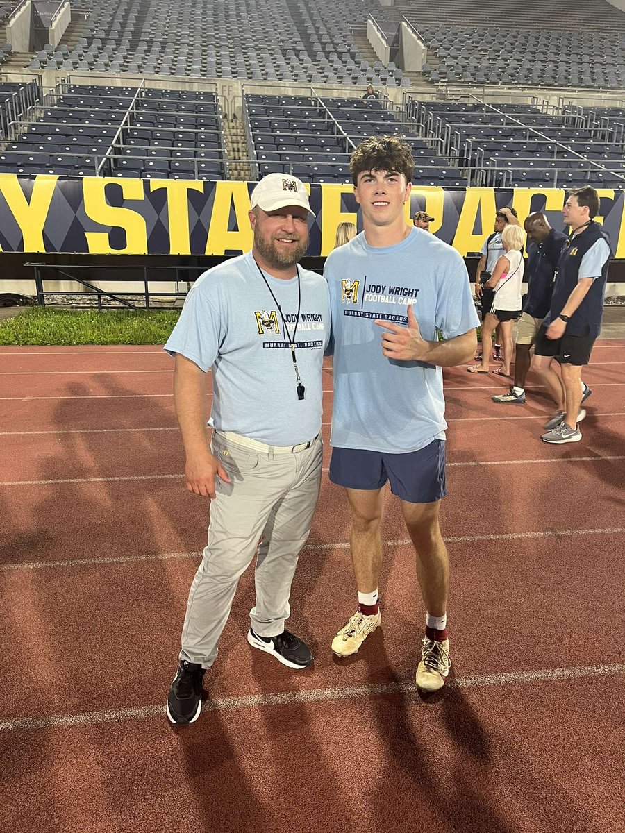 ben_watson2424's tweet image. Had a great time at Murray State! Got to meet many Coaches and Players! @WrightJody @CoachStiff @coachJWilliams6 @Caleb_Finn @CoachWi1burn @NavendraWoods @HHSPantherFB @DexPreps @AL7AFootball @RecruitsAlabama @PrepRedzoneAL