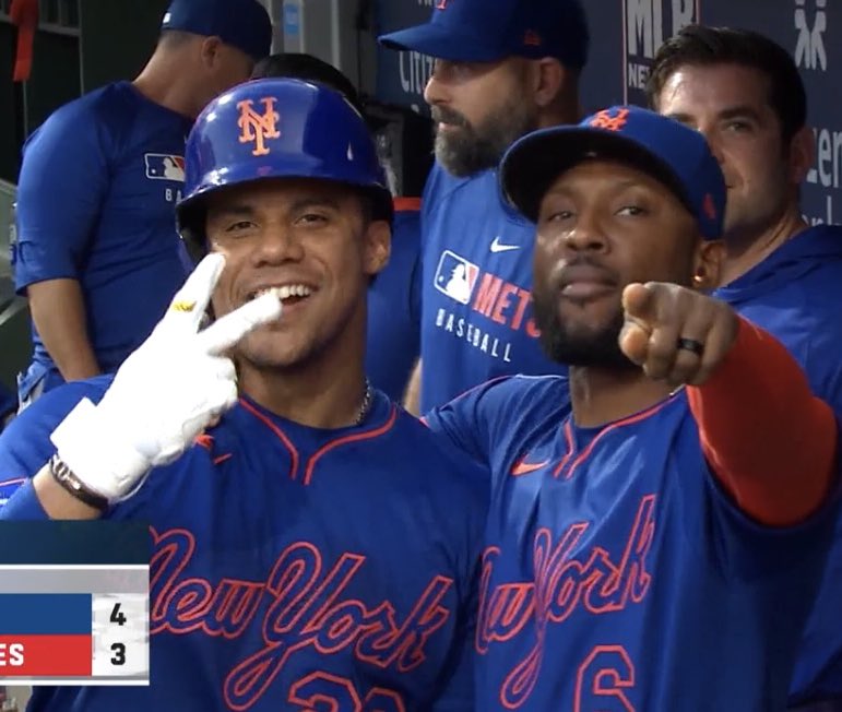 emilyinqueens's tweet photo. “how many homers tonight, juan?” https://t.co/hDRnDYNepR