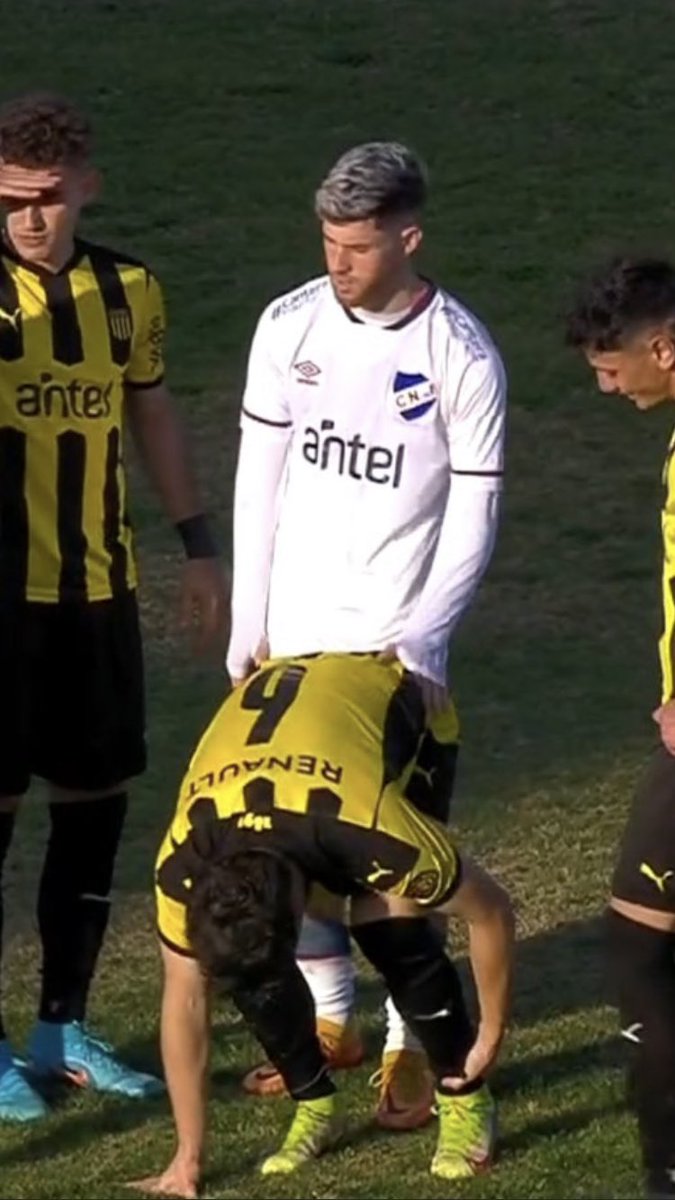 "ADN"
Porque peñarol y Miramar Misiones tienen el mismo adn según los hinchas del cebrita.
Tienen razón igual che, jijo