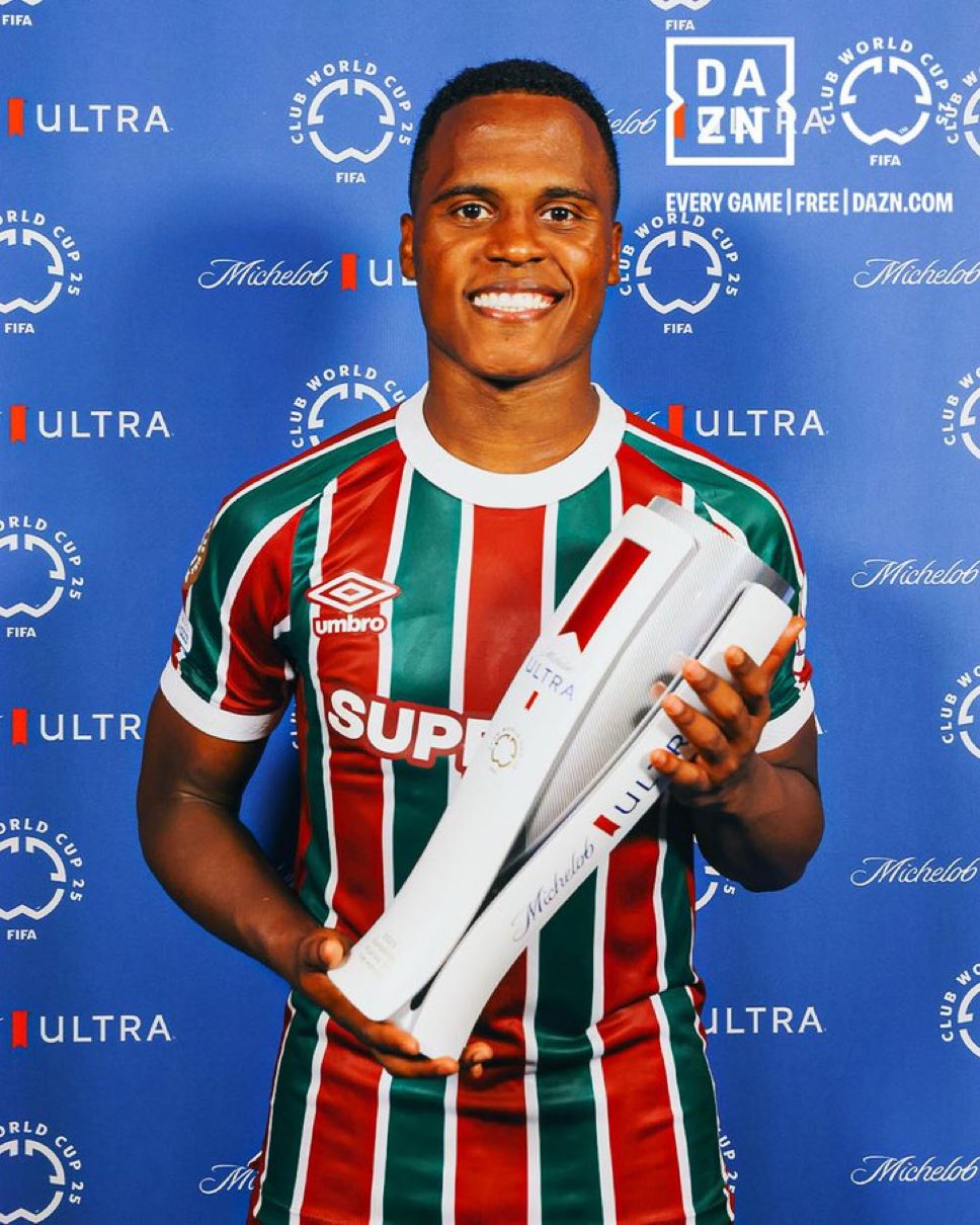 Jhon Arias foi eleito o melhor em campo em três jogos do Fluminense no Mundial de Clubes