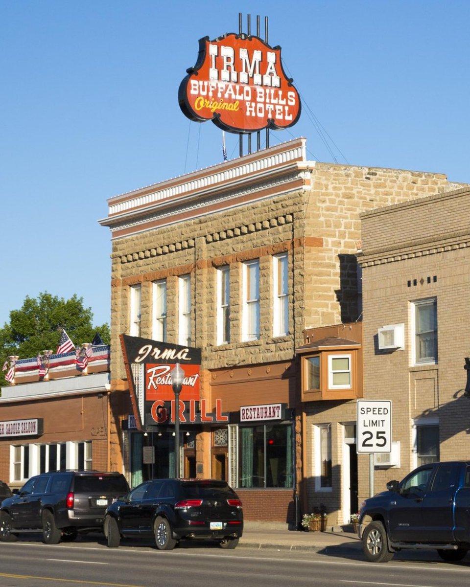 visitwyoming's tweet photo. On the hunt for a watering hole in the Cowboy State? Add some of Wyoming's most unique bars to your must-visit list: https://t.co/lLZNlQVpXC
๐ Visit Buffalo WY, Cody Yellowstone, Visit Sheridan, Wyoming & @carboncountywy
Photo 1 by Janet Butterworth
#ThatsWY #Wyoming #WyoLife https://t.co/Oxq835Pfpe
