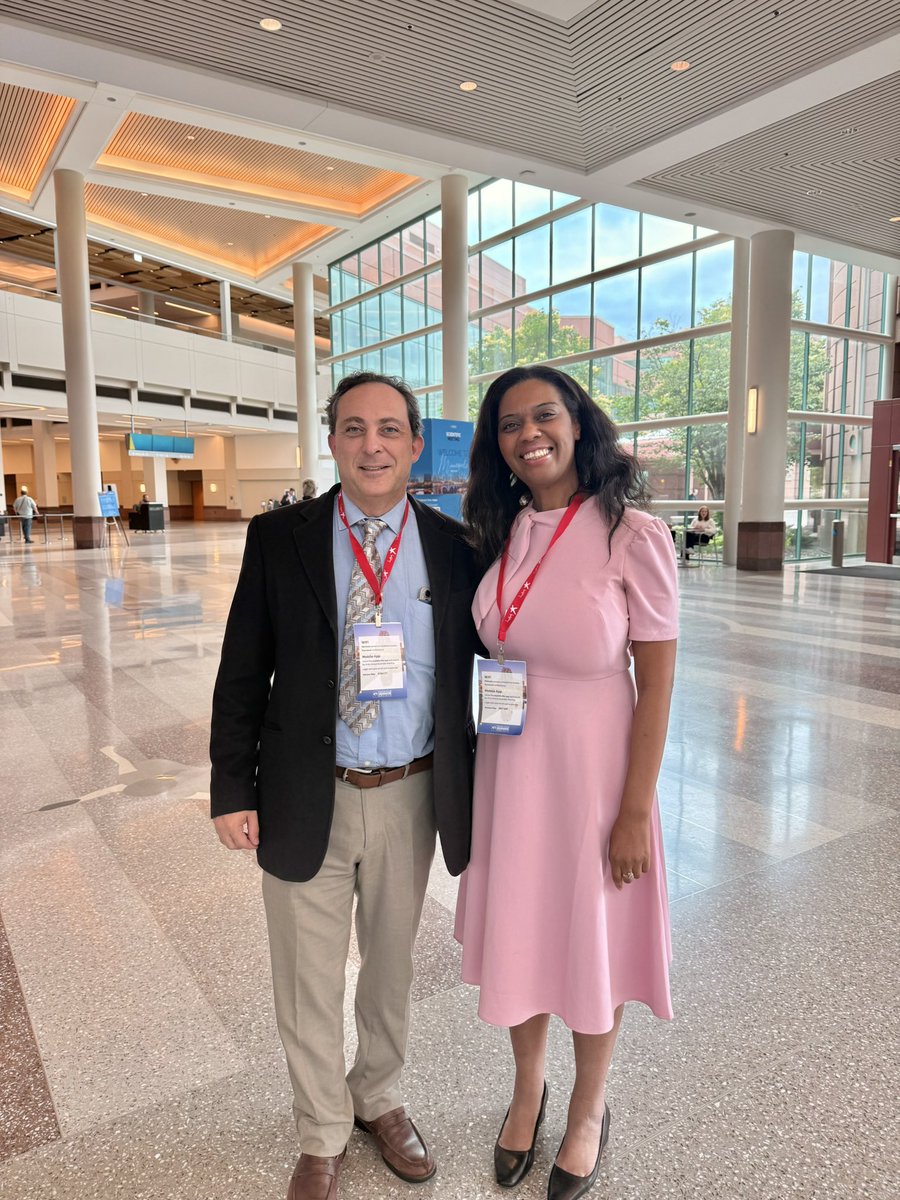 headacheMD's tweet image. Great to catch up with Dr Mario Peres, President-elect of @ihs_official at @AHSAM. We discussed ways to unite the headache community including members of @ahsheadache and @ihs_official! Let’s continue the momentum at IHC Brazil in September & AHS Scottsdale! #migraine 👏💪🏾👊🙏🏽🧠