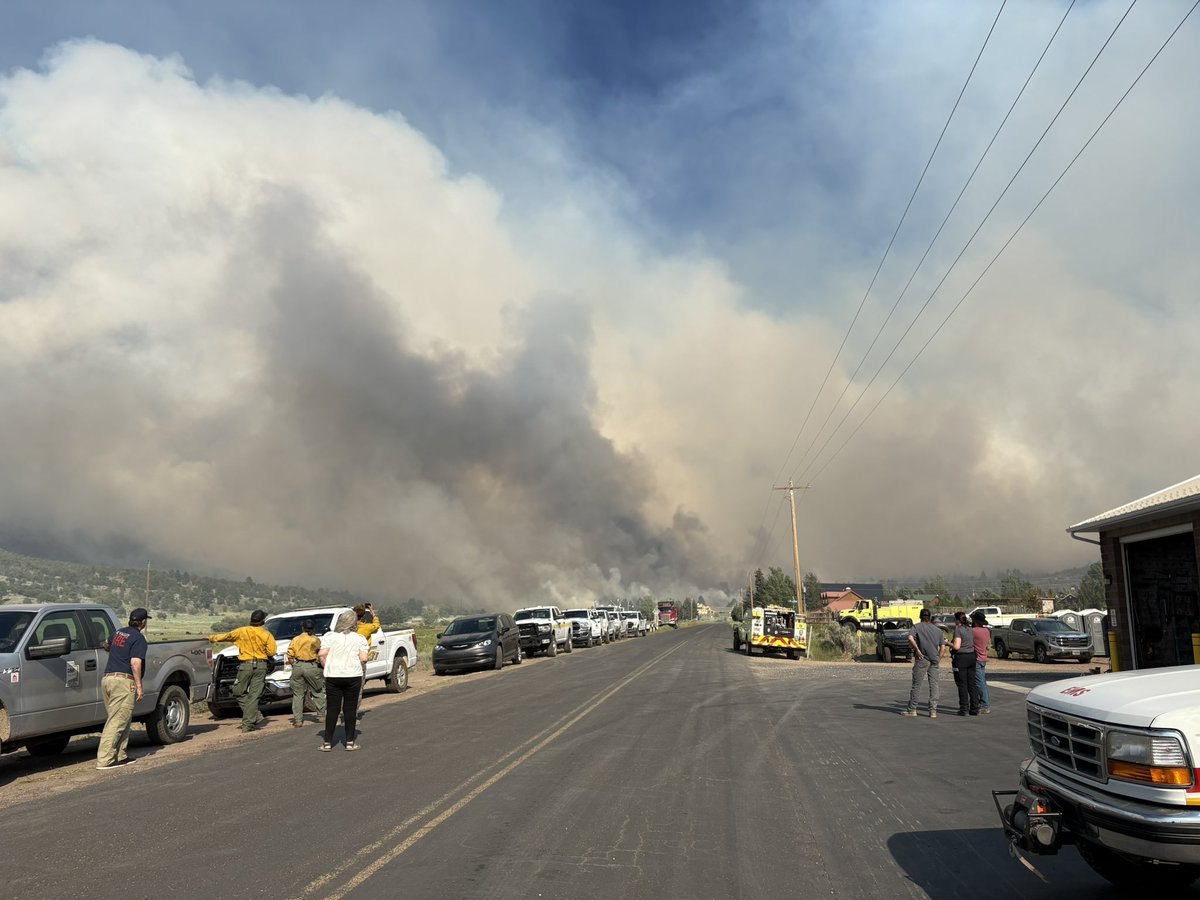 #ForsythFire update: Extreme Fire behavior and gusty erratic winds have pushed the fire east and north of Pine Valley. The fire has pushed over a mile north and up over the next ridge, north of Pine Valley. Pinto and Grass Valley communities are advised to evacuate
