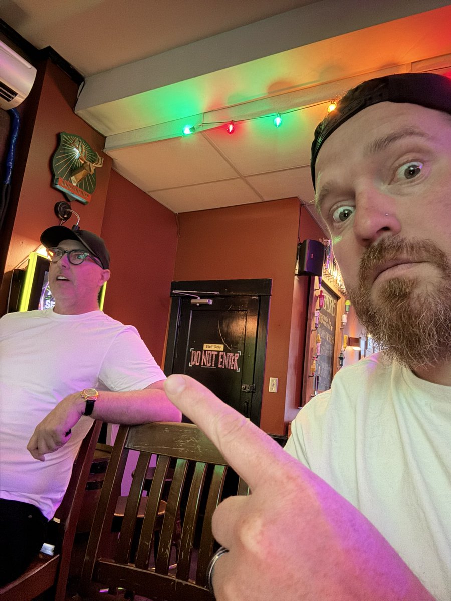 Holy Shart… I think I’m sitting next to Canadian #soccer Hall of Famer, <a href="/carloc19/">Carlo Corazzin</a> !!!

<a href="/footy_prime/">Footy Prime The Podcast & more</a>