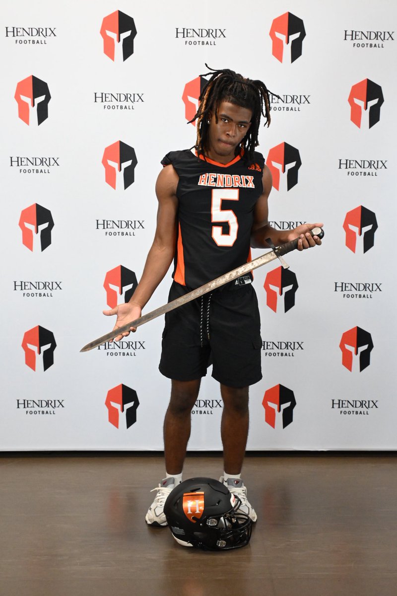 camdsmith05's tweet image. Blessed to have gone on an official visit to @HendrixFootball. Grateful and giving thanks to @RussHeidiSLC for making it happen.
@ridgerecruiting
@TXRecruits
@coach_LDMC
@its_tgriffin
@Richardsinvasi1