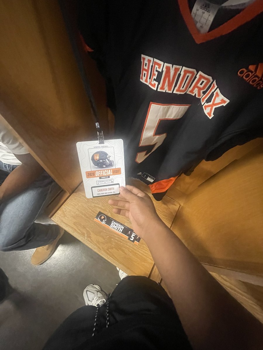 camdsmith05's tweet image. Blessed to have gone on an official visit to @HendrixFootball. Grateful and giving thanks to @RussHeidiSLC for making it happen.
@ridgerecruiting
@TXRecruits
@coach_LDMC
@its_tgriffin
@Richardsinvasi1